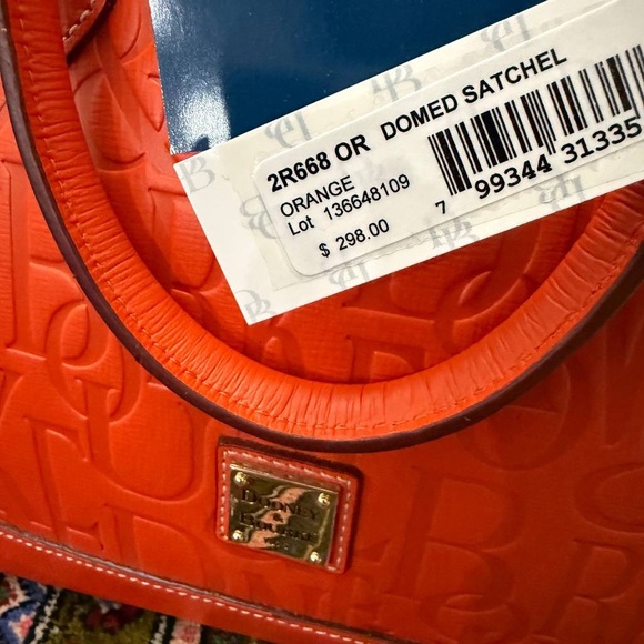 Rare Dooney & Bourke Retro Grafica Domed Satchel NWT - Picture 3 of 4